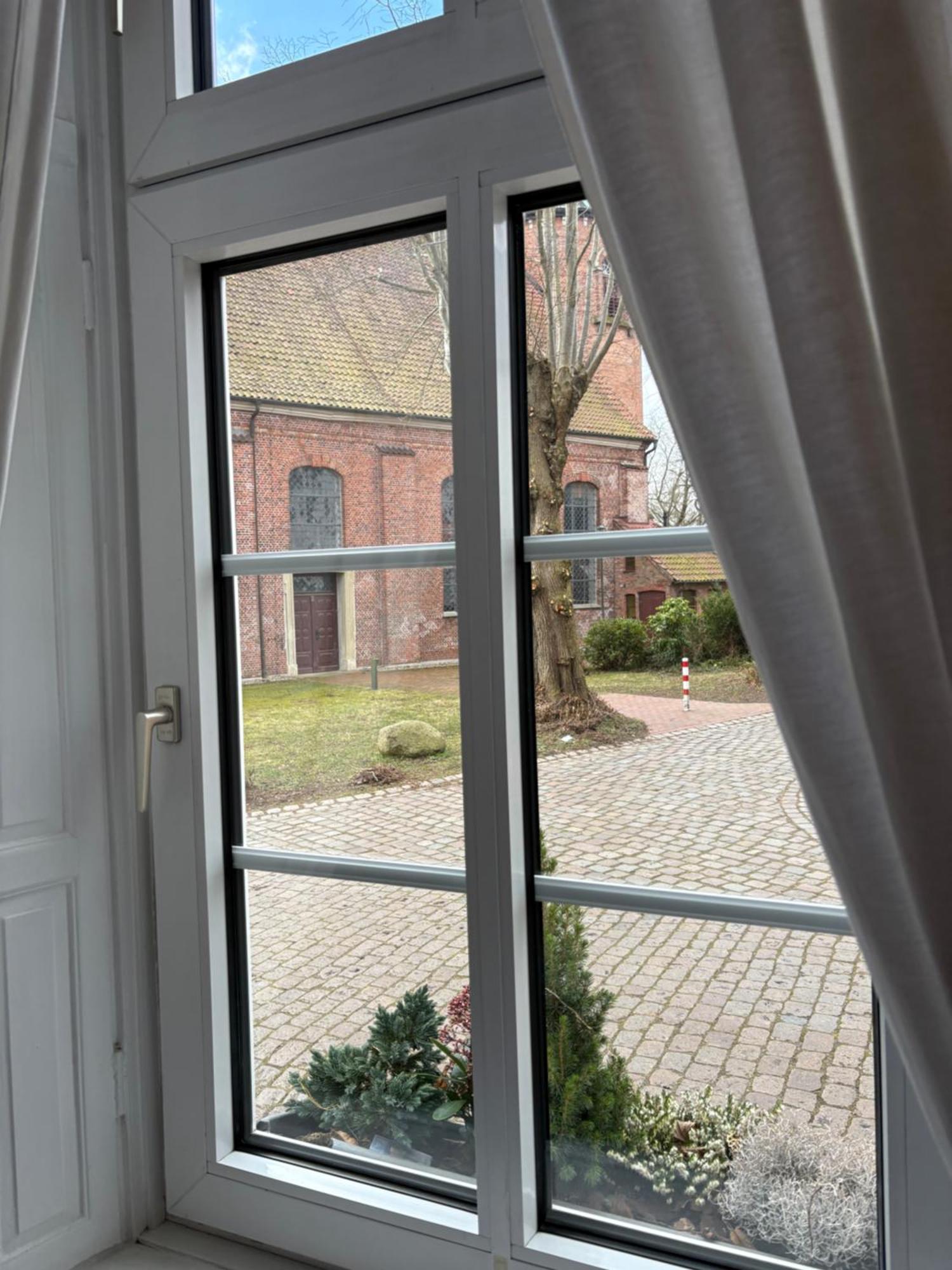 Altes Pastorat Bed & Breakfast Barmstedt Exterior foto